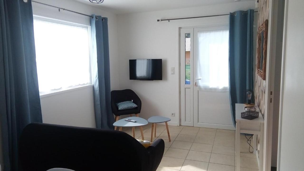Chalet Les Dauphins Saint-Georges-de-la-Rivière Kültér fotó